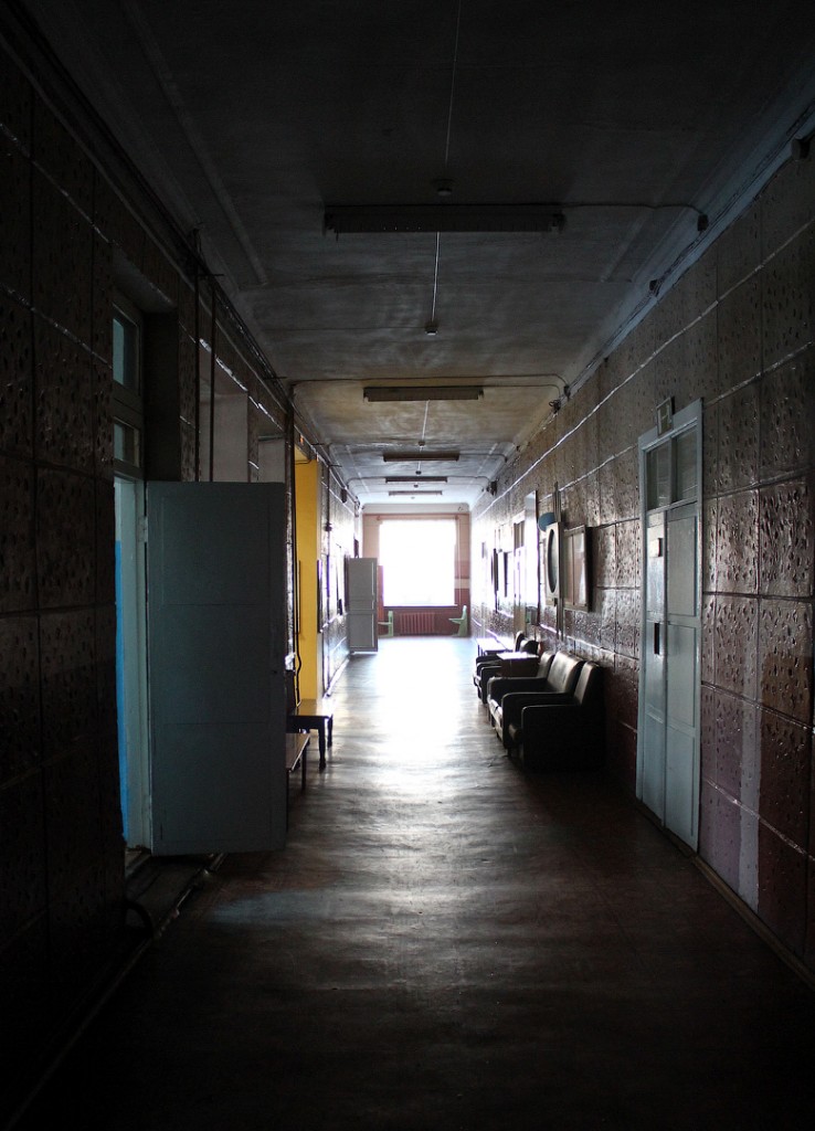 Школьные коридоры.