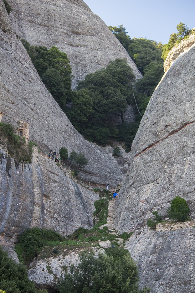 Гора пользуется большим спросом у туристов и альпинистов.