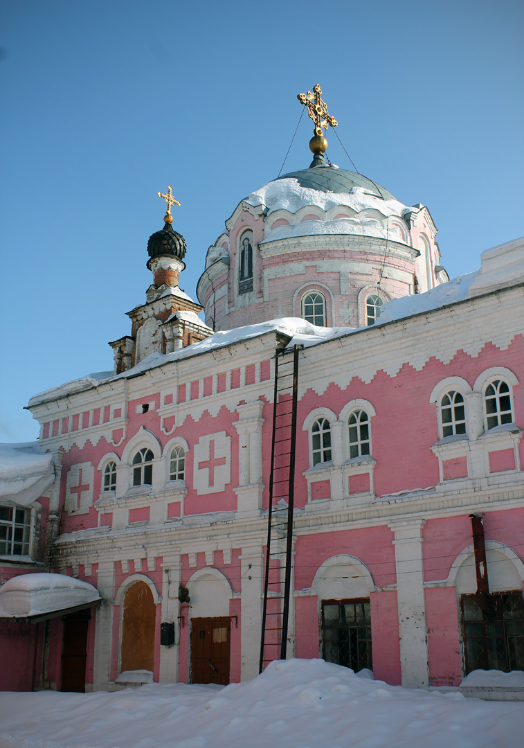 Церковь в Слободском